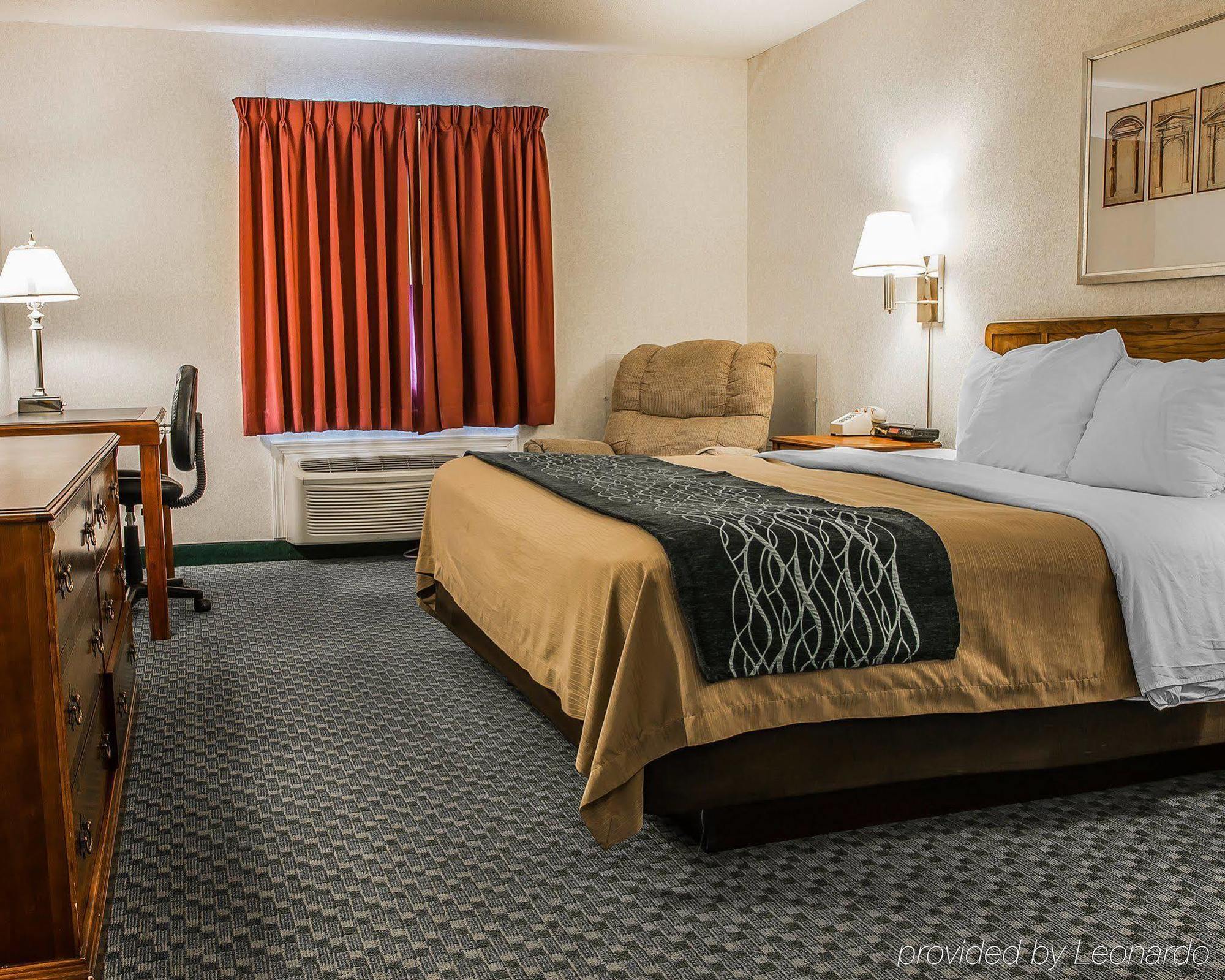 Dunes Express Inn And Suites Hart Екстериор снимка
