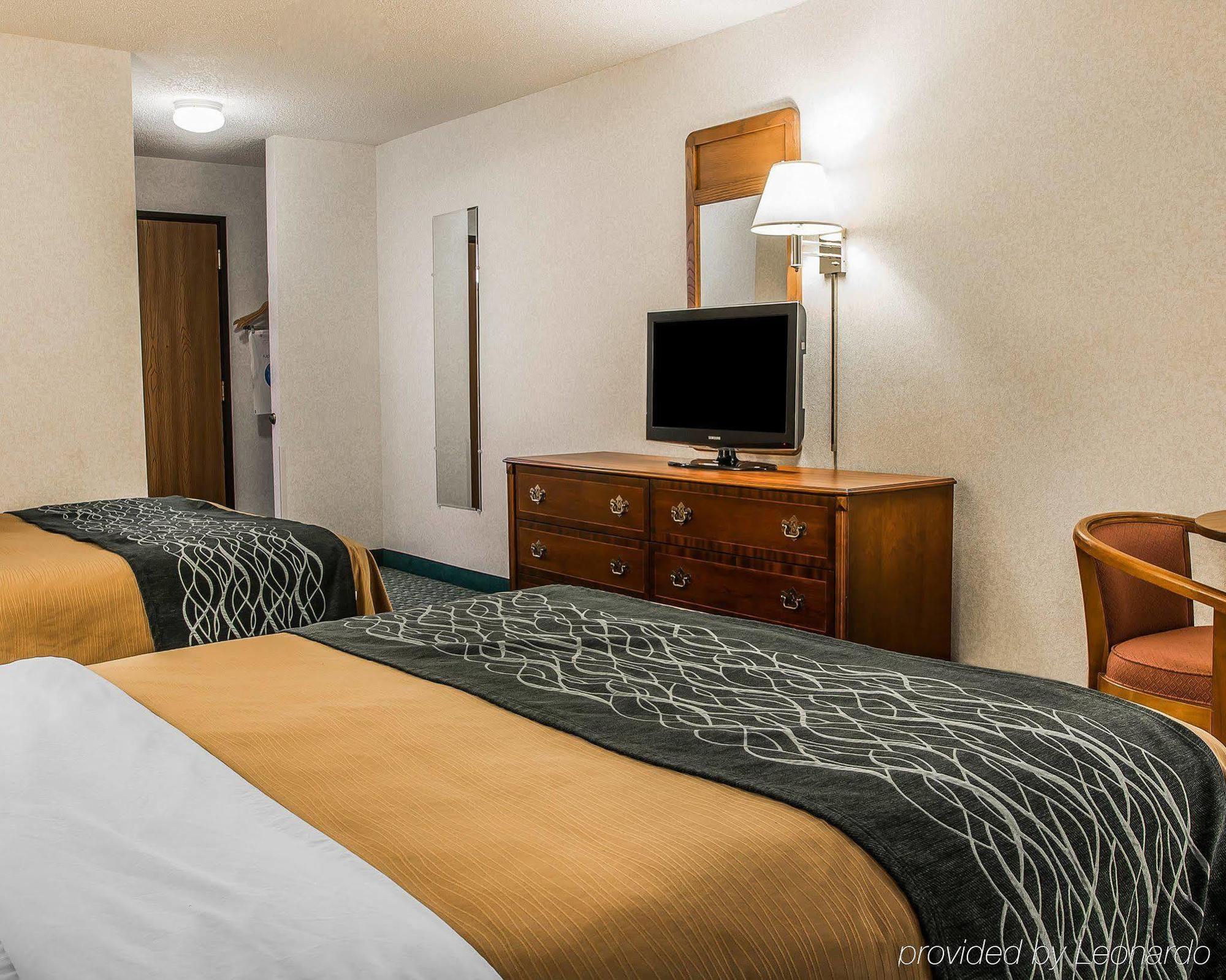 Dunes Express Inn And Suites Hart Екстериор снимка