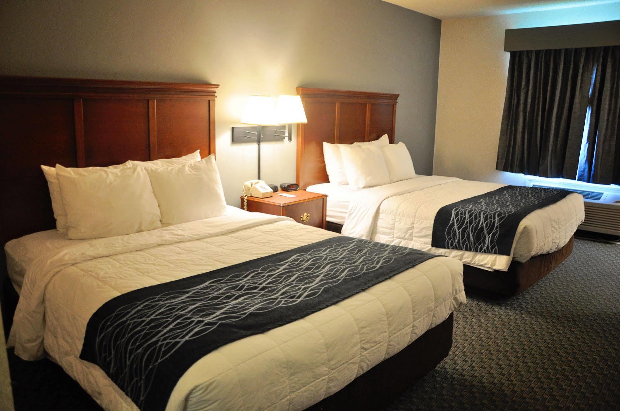 Dunes Express Inn And Suites Hart Екстериор снимка