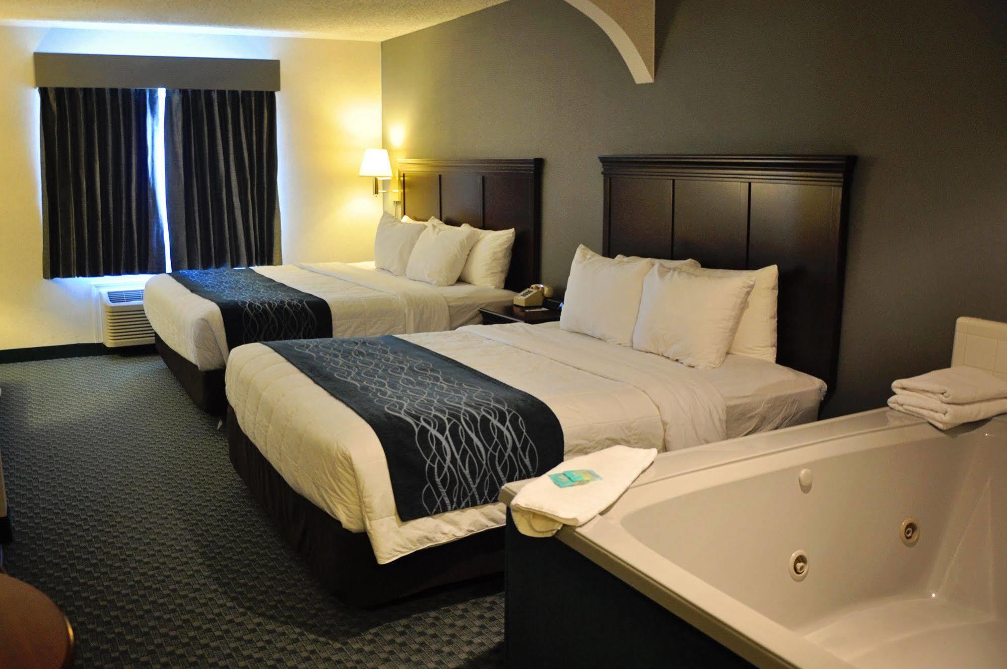 Dunes Express Inn And Suites Hart Екстериор снимка