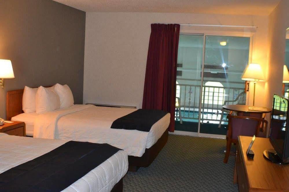Dunes Express Inn And Suites Hart Екстериор снимка